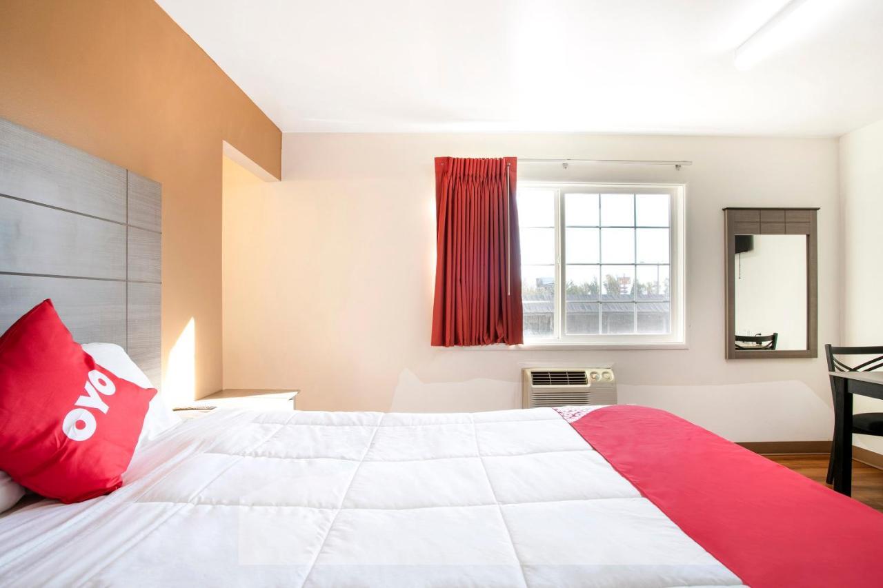Oyo Hotel Kalama Extérieur photo