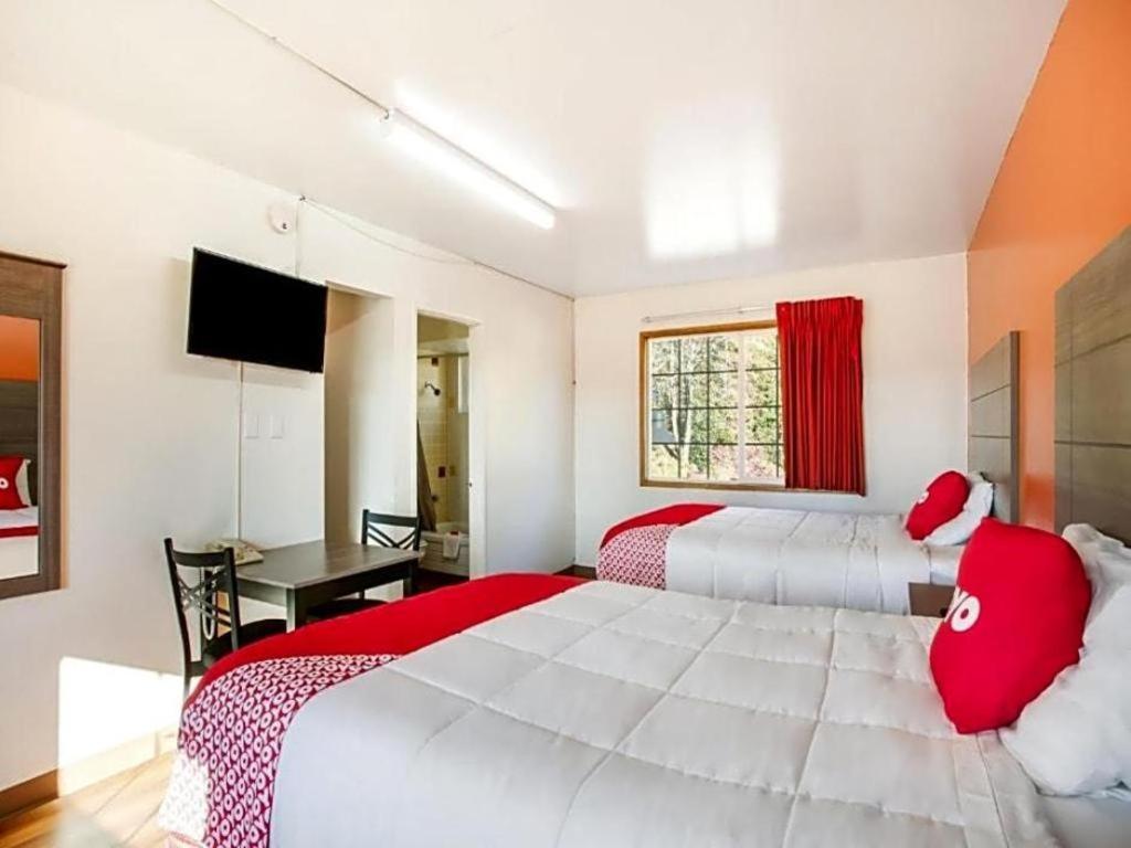 Oyo Hotel Kalama Extérieur photo