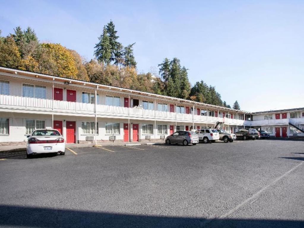 Oyo Hotel Kalama Extérieur photo